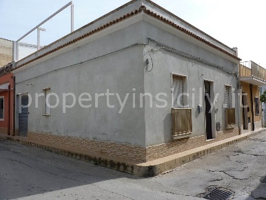 Foto Casa indipendente in Via del Pascolo 14, Siracusa Cassibile di 109 m²