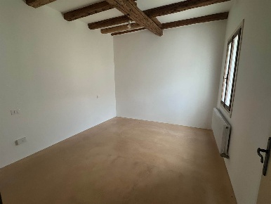 Foto Appartamento a Bassano del Grappa Centro di 71 m² con 4 locali