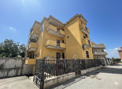 Foto Appartamento in via duca degli abruzzi 20, Mondragone di 110 m²