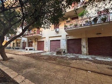 Foto Attività commerciale a Palermo Zisa di 90 m² con 1 locali in vendita