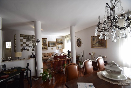 Foto Appartamento a Piacenza Centro Storico di 163 m² con 4 locali