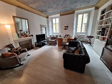 Foto Appartamento a Firenze Santo Spirito di 105 m² con 5 locali in affitto