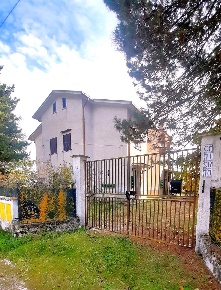 Foto Villa bifamiliare in Via Cavour  18 B, Scurcola Marsicana Centro