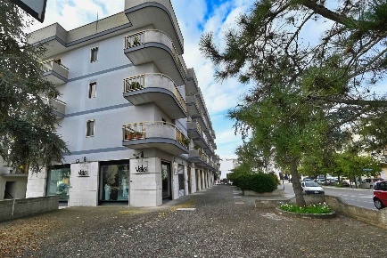 Foto Appartamento in Via Castellana 16, Putignano di 102 m² con 3 locali