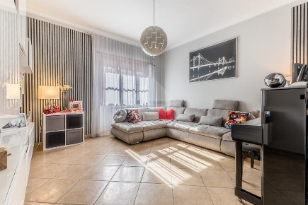 Foto Appartamento in Via Placanica, Roma di 115 m² con 4 locali in vendita