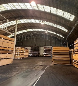 Foto Capannone industriale a Mariano Comense di 10000 m² in affitto