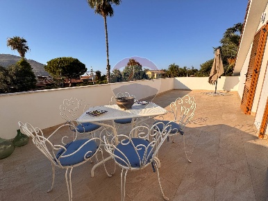 Foto Appartamento in Viale Venere, Palermo Castelforte di 120 m² in affitto