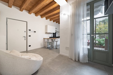 Foto Appartamento in Via Bonaventura Zumbini, Milano Famagosta di 50 m²