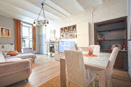 Foto Appartamento in Via Giuseppe Mazzini, Viterbo di 110 m² con 4 locali