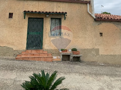 Foto Villa unifamiliare in Contrada Fontanelle, Caltanissetta di 115 m²