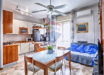 Foto Appartamento in VIA SAN MAURO, Bernareggio Centro di 85 m² in vendita