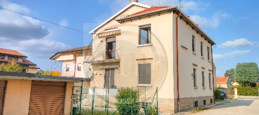 Foto Appartamento in via XXIV Maggio, Cavaria con Premezzo Centro di 105 m²