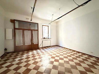 Foto Appartamento a Mantova Centro di 155 m² con 4 locali in vendita