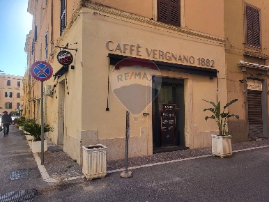 Foto Bar in Via Porto Neroniano, Anzio Centro Storico di 20 m² con 1 locali