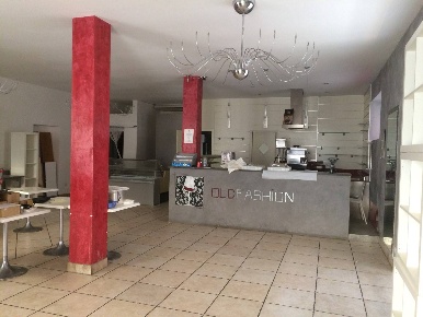 Foto Attività commerciale in Via San Martino, Pisa San Martino di 130 m²