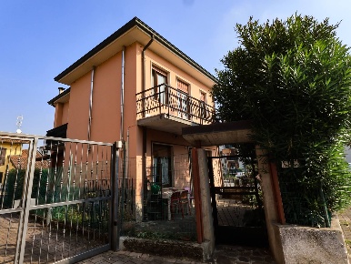 Foto Villa singola in Via delle Racche, Trezzo sull'Adda di 114 m²