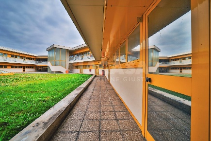 Foto Ufficio in Via Italia, Busnago di 135 m² con 6 locali in affitto