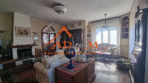 Foto Agriturismo in Lungarno Gabriele D'annunzio, Pisa di 170 m² in vendita