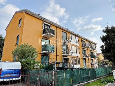 Foto Appartamento in Via Italia, Bellusco Centro di 81 m² con 3 locali