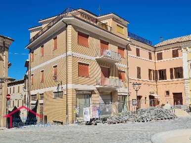 Foto Appartamento in Piazza Matteotti, Potenza Picena Centro di 160 m²