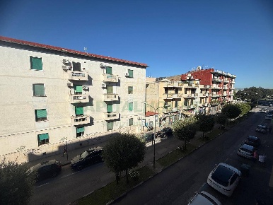 Foto Appartamento a Pomigliano d'Arco Centro di 86 m² con 3 locali