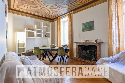 Foto Appartamento in Via Sant'alessandro, Bergamo Centro di 140 m²