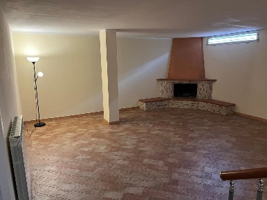 Foto Villa unifamiliare a San Giuliano Terme Colignola, Campo di 240 m²
