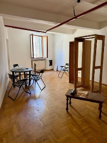 Foto Appartamento a Siena San Domenico - Fontebranda di 155 m² con 7 locali