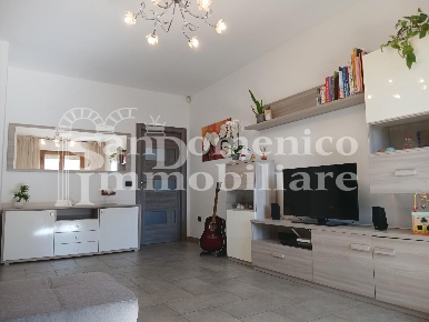 Foto Appartamento a Cascina Semicentro di 100 m² con 4 locali in vendita