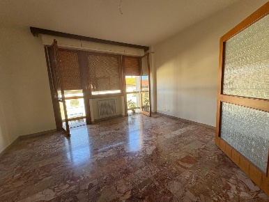 Foto Appartamento a Empoli Masini - XX Settembre di 95 m² con 5 locali