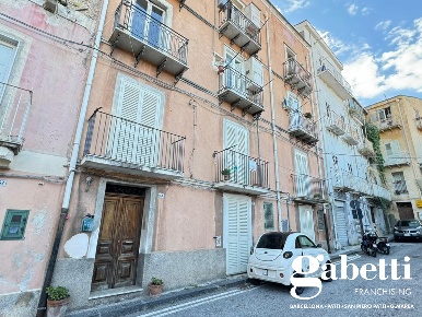 Foto Appartamento in Via XX Settembre 169, Patti Centro di 130 m²