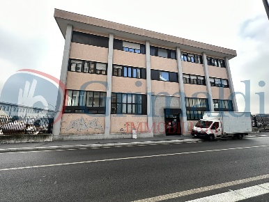 Foto Ufficio in Via Ernesto Teodoro Moneta 43, Milano Affori di 153 m²