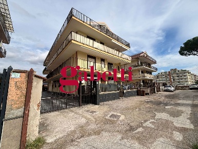 Foto Attico in Via Dei Funai 37, San Nicola la Strada di 80 m² con 3 locali