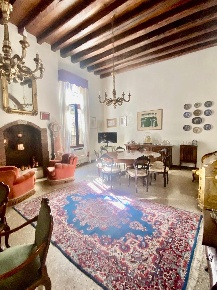 Foto Appartamento a Venezia San Polo di 174 m² con 5 locali in vendita