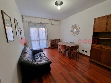 Foto Appartamento in XXIV Maggio, Arona Centro di 60 m² con 2 locali