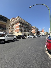 Foto Box in Via Consolare Latina 65, Colleferro Centro di 25 m² in vendita