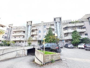 Foto Appartamento in Via Giacomo Matteotti 8, Giulianova Centro di 135 m²