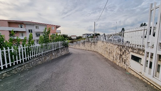 Foto Box in Via Macello 22, Santa Maria a Vico di 145 m² in vendita