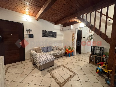Foto Appartamento a Livorno Coteto di 78 m² con 4 locali in vendita