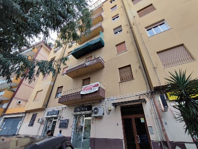 Foto Appartamento in Via Serradifalco 22/B, Palermo Malaspina di 132 m²