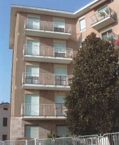 Foto Appartamento in Via Venticinque Aprile, Busto Garolfo Centro di 117 m²