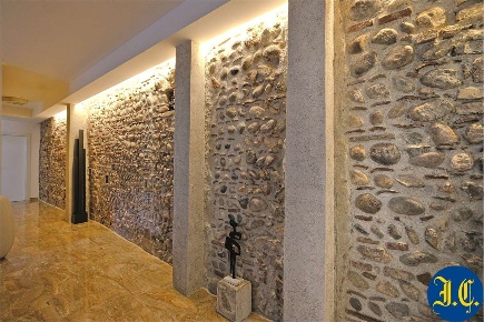 Foto Appartamento in Vicolo Balena snc, Verona Centro Storico di 124 m²