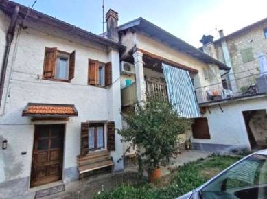 Foto Appartamento in Via della Fontana, Belluno Caleipo-Sossai di 89 m²