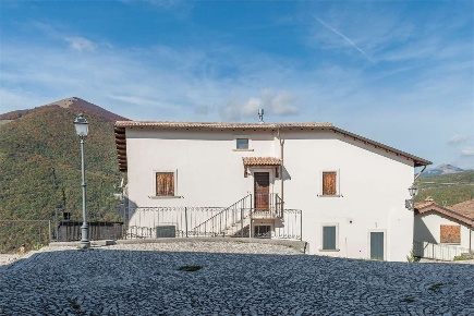 Foto Appartamento in Via porta superiore  snc, Castel di Sangro di 106 m²