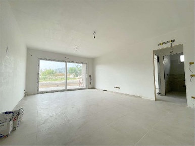 Foto Appartamento in Via Parini, Lomazzo Centro di 61 m² con 2 locali