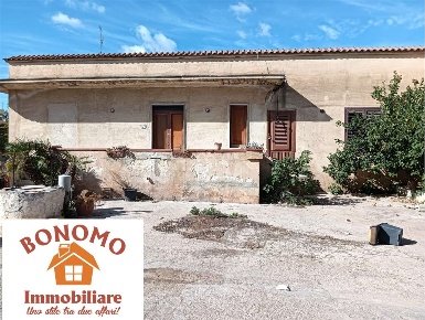 Foto Casa indipendente a Marsala di 170 m² con 5 locali in vendita