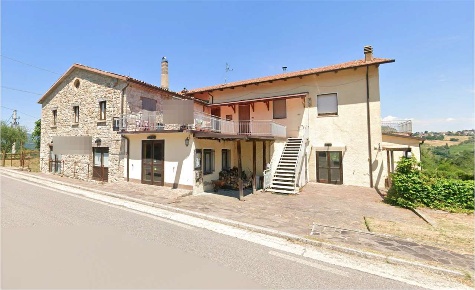 Foto Appartamento in Strada per Sestino, Pennabilli di 105 m² con 4 locali
