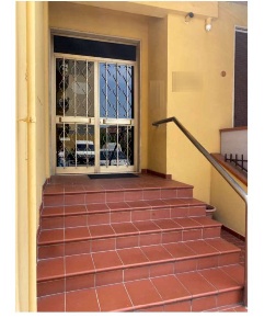 Foto Appartamento in Via Vivaldi, Prato San Paolo di 107 m² con 6 locali