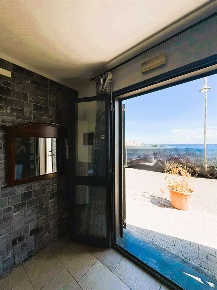 Foto Appartamento in Via Garitta 40, Acireale di 45 m² con 2 locali