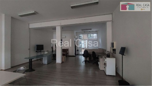 Foto Ufficio a Modena di 79 m² con 1 locali in affitto